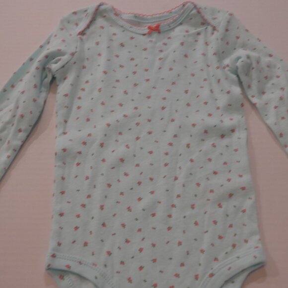 Carters 3pc set - Picture 2 of 6